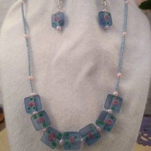 Necklace set